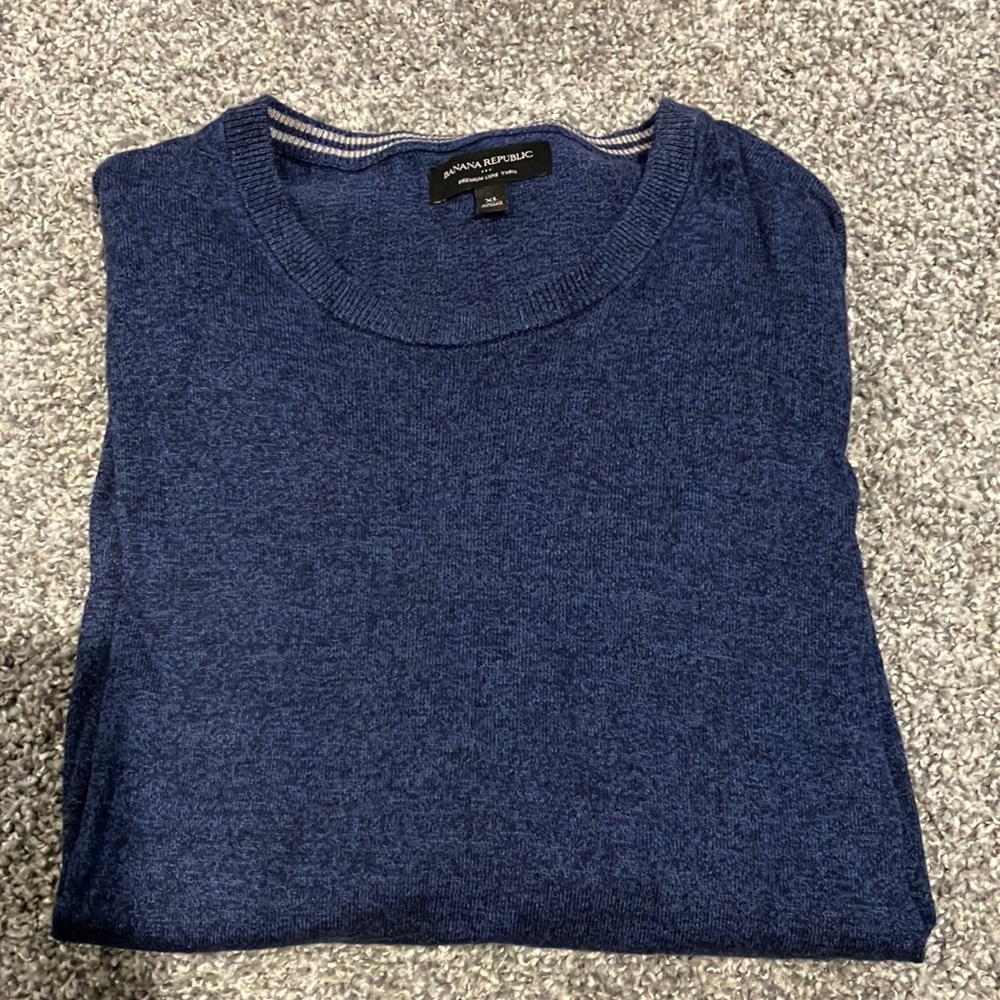 BANANA REPUBLIC